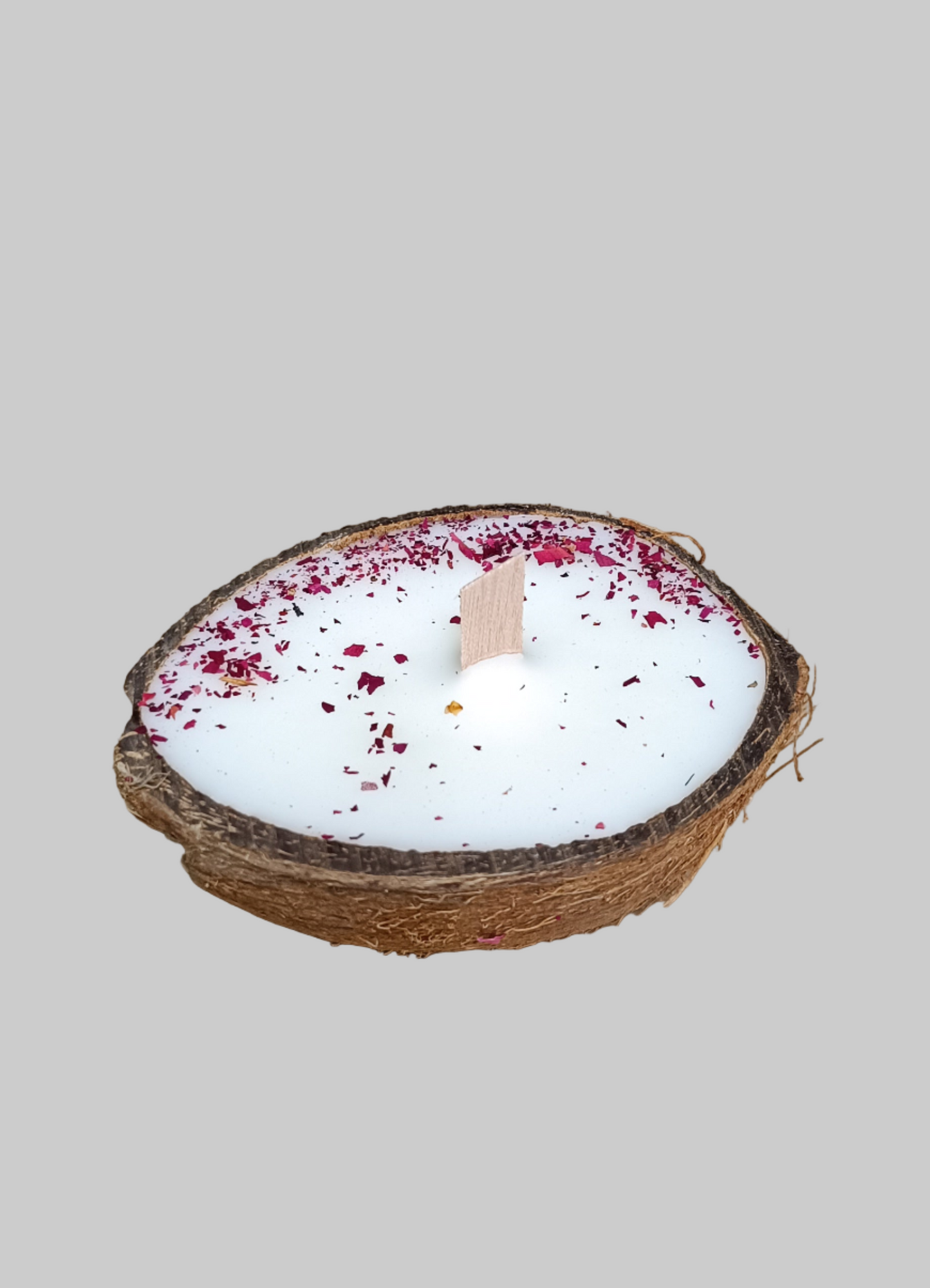 Coconut Rosé – Αρωματικό Κερί σε Φυσική Καρύδα(Περιορισμένη Έκδοση)