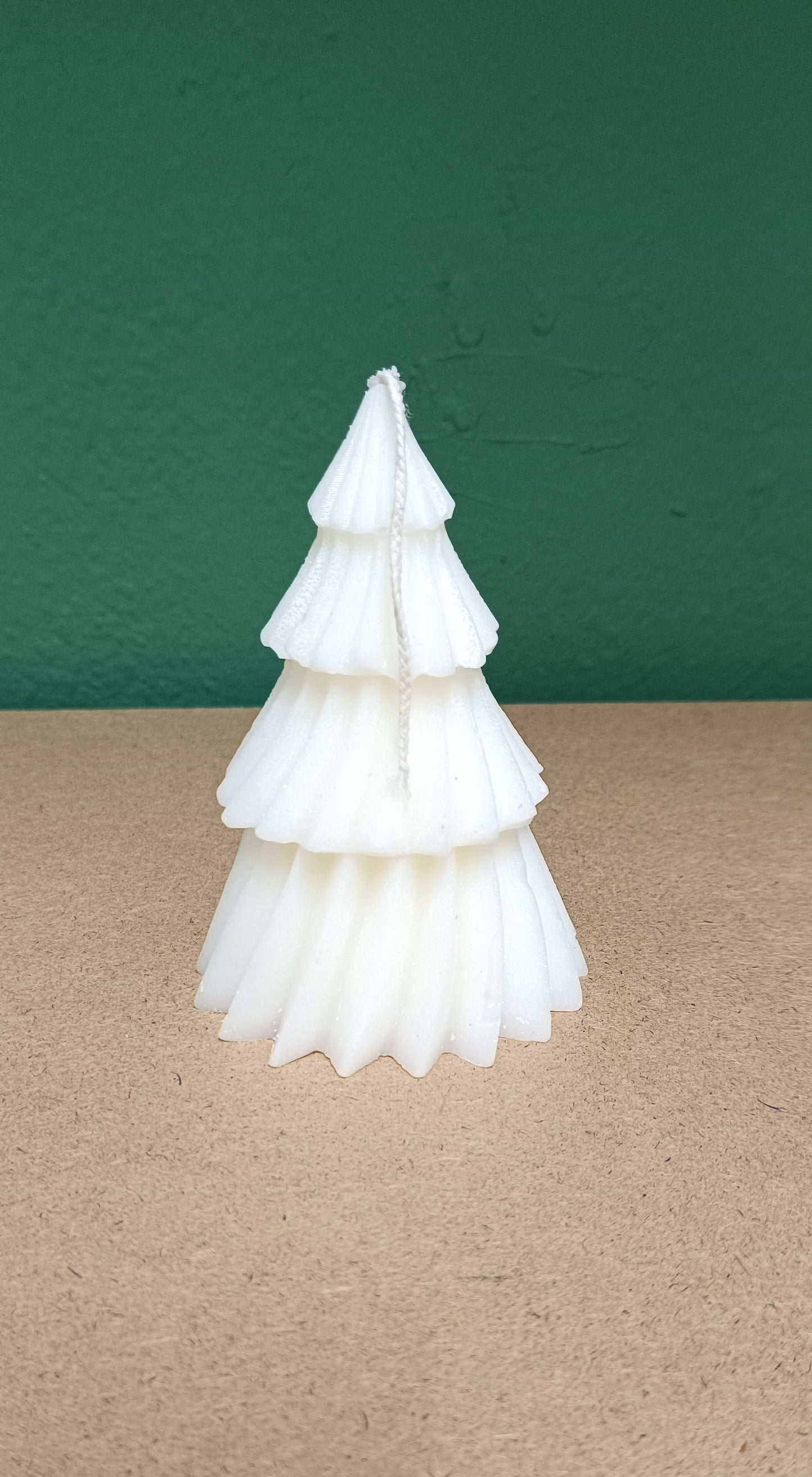 Κερί Χριστουγεννιάτικου Δέντρου – Χειροποίητο Αρωματικό Κερί (χρόνος καύσης 10 ωρών)